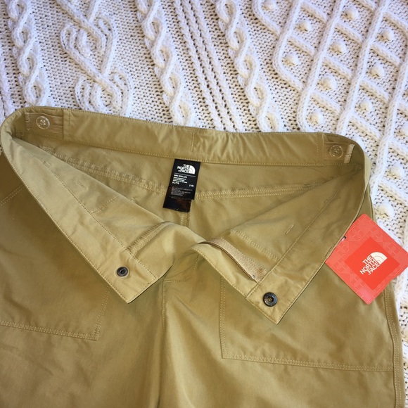 NWT The North Face Hiking Shorts Sz 18 Adjustable - Picture 3 of 4